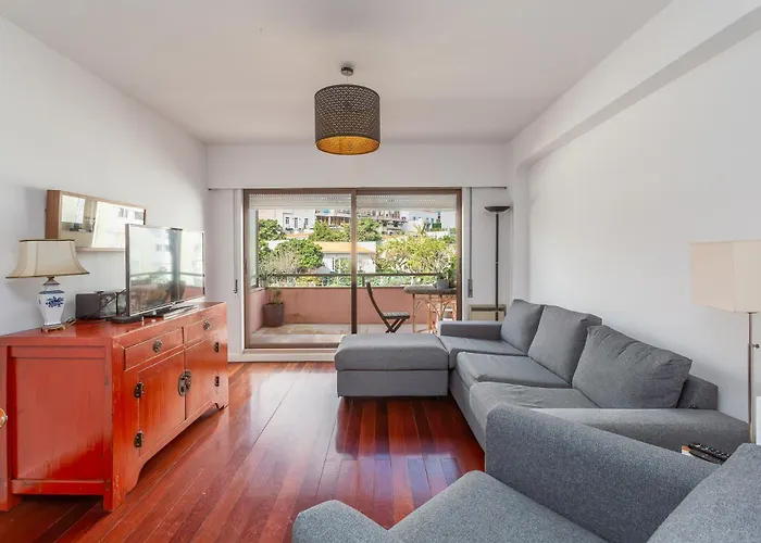 Lisbon Apartment 1